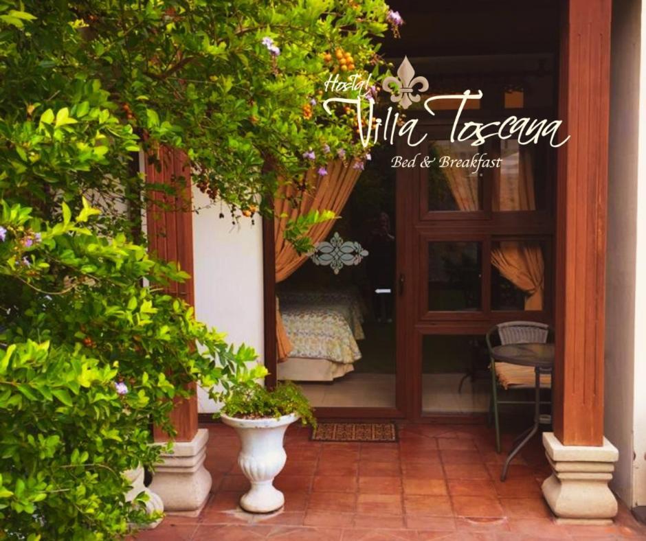 Hostal Villa Toscana Guatemala City Bagian luar foto