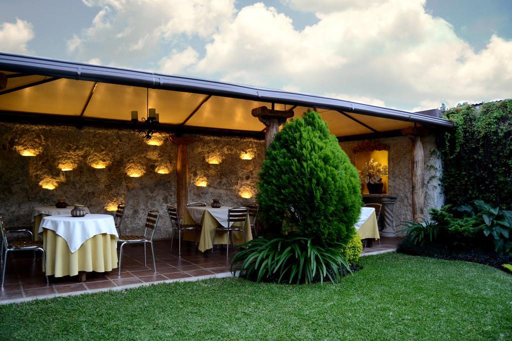 Hostal Villa Toscana Guatemala City Bagian luar foto