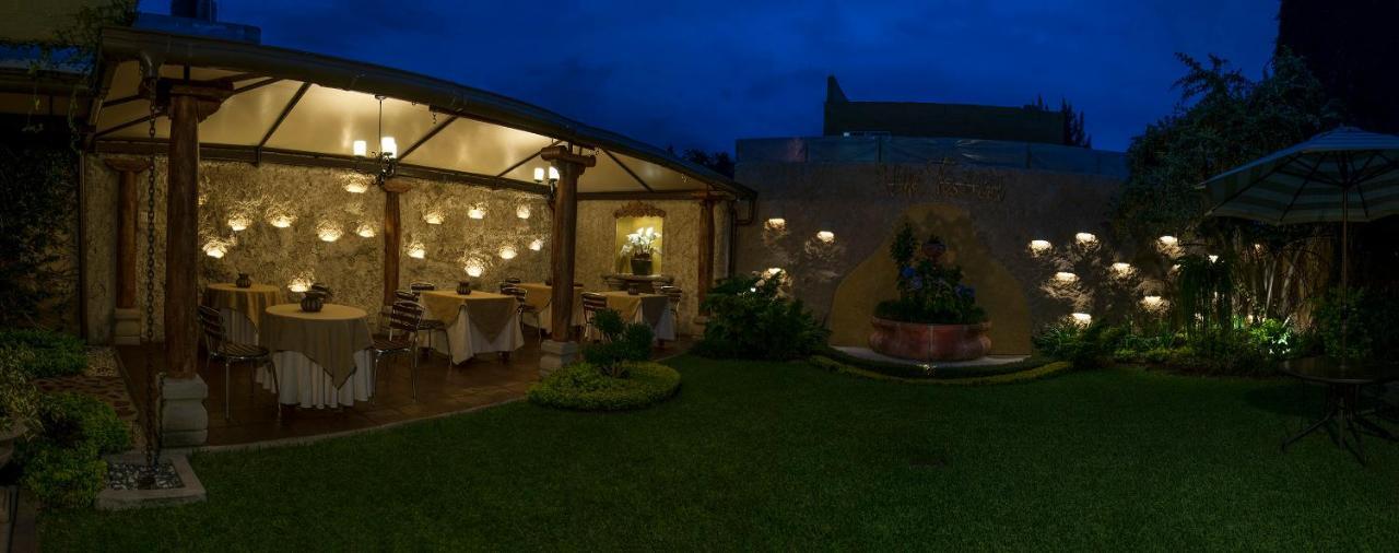 Hostal Villa Toscana Guatemala City Bagian luar foto